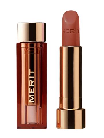 merit-signature-lip.