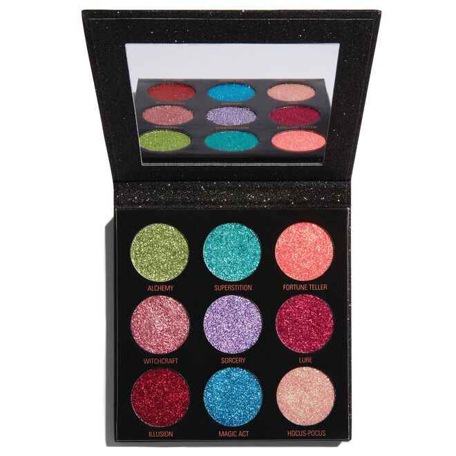 Revolution beauty Pressed Glitter Palette Abracadabra.