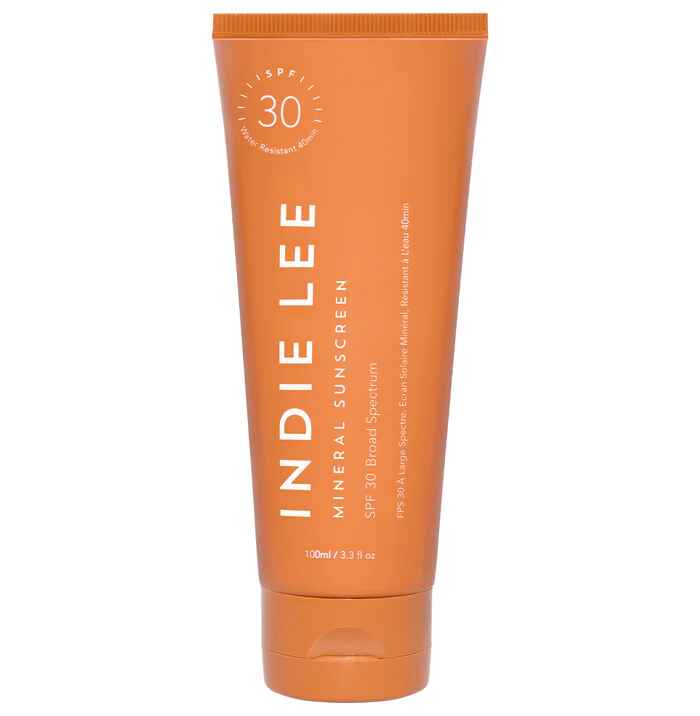 Indie Lee MINERAL SUNSCREEN.