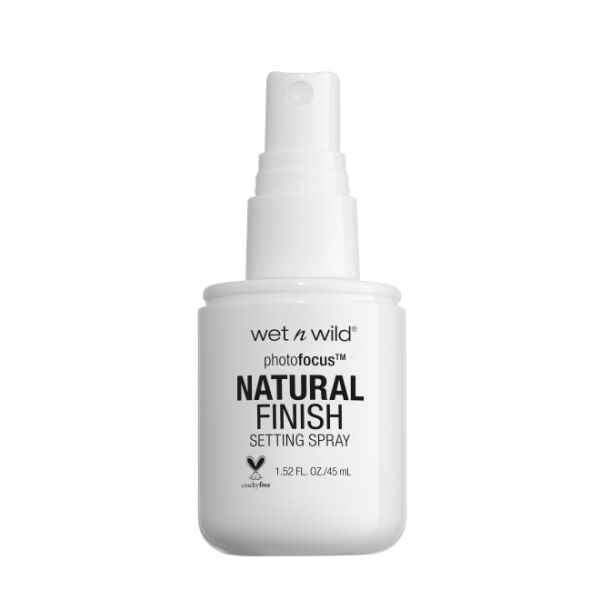 wet n wild PHOTO FOCUS™ SETTING SPRAY.