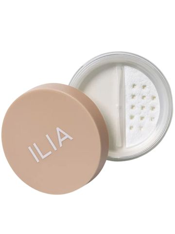 ilia-soft-focus-setting-powder.
